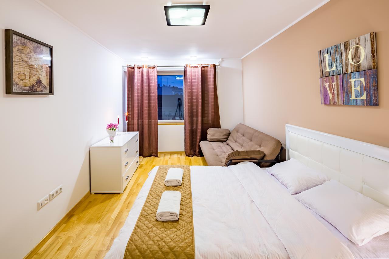 Bv Apartments Svobodu Avenue Lviv Eksteriør bilde